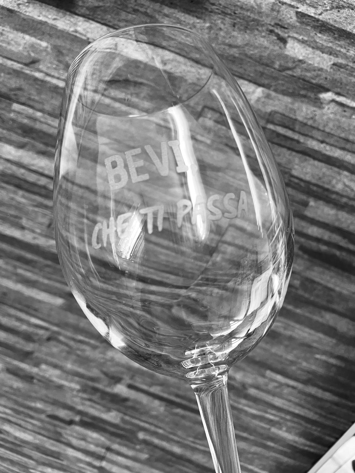 Set di bicchieri personalizzati con incisione su misura